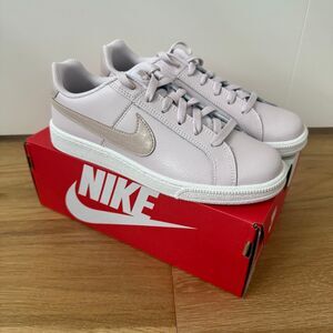 NIB Women’s Nike Court Royale Barely Rose, Fossil Stone, White Size 8